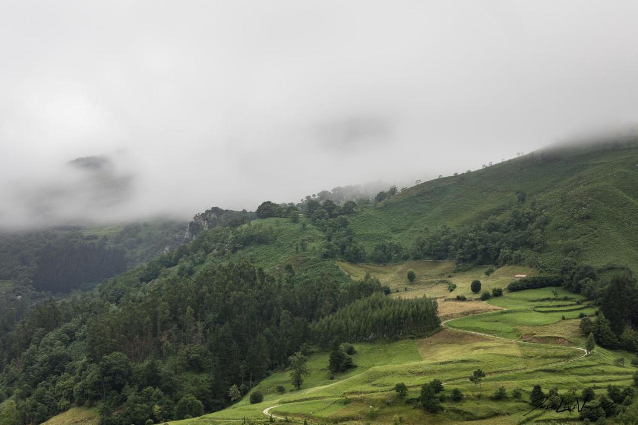 Posada De Muno Munorrodero ภายนอก รูปภาพ